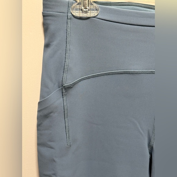 Lululemon Swift Speed High Rise Ribbed Tight 28” Size 10 - Picture 3 of 9